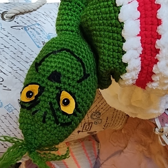 Grinch Hat Adults sz Handmade Crochet Soft stretchy Fun Christmas - Picture 5 of 5